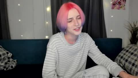 kira online show from September 2025 10:55:02 PM