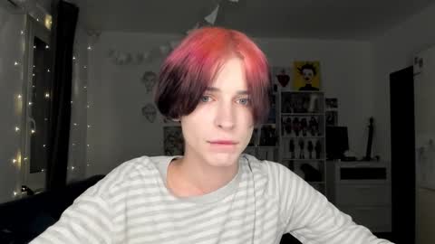 kira online show from November 2025 06:12:01 PM