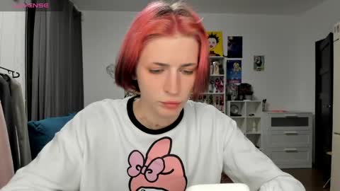 kira online show from March 2026 06:33:01 PM