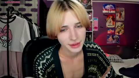 kira online show from July 2026 06:42:02 PM