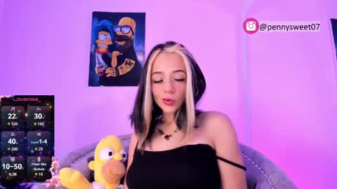 Snapshot of sweet_penny_ chatting on February 2025 10:43:02 PM Penny  online show from February 2025 10:43:02 PM