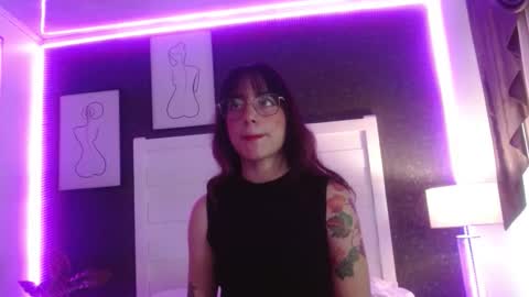   online show from October 2025 12:03:01 PM