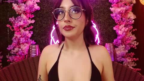 Roxanee online show from March 2026 08:56:02 PM