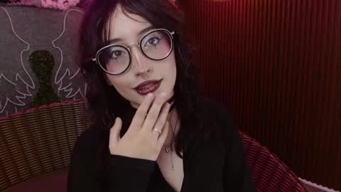 Snapshot of sweet_roxanee chatting on April 2026 09:57:02 PM Roxanee online show from April 2026 09:57:02 PM