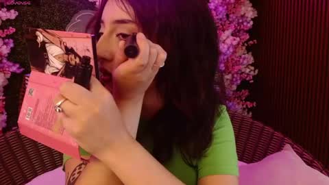 Snapshot of sweet_roxanee chatting on May 2026 09:11:02 PM Roxanee online show from May 2026 09:11:02 PM