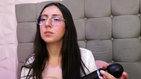 Sammy Lauren online show from January 2026 04:17:01 AM