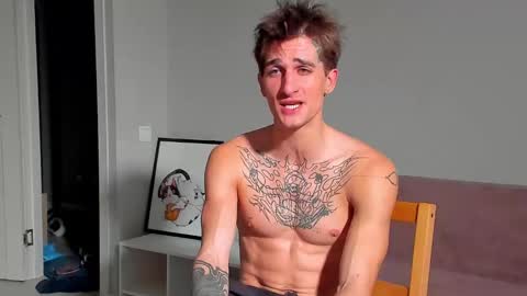 Snapshot of sweet_smith8 chatting on January 2025 05:23:01 PM sweet_smith8 online show from January 2025 05:23:01 PM