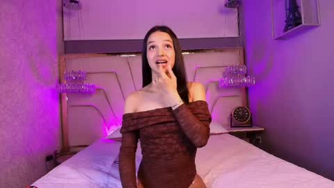 Sweet Sofiii  online show from April 2026 10:00:02 PM