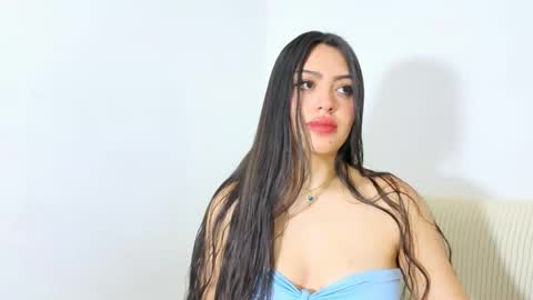 sweet_sophie_7 online show from October 2025 04:54:01 AM