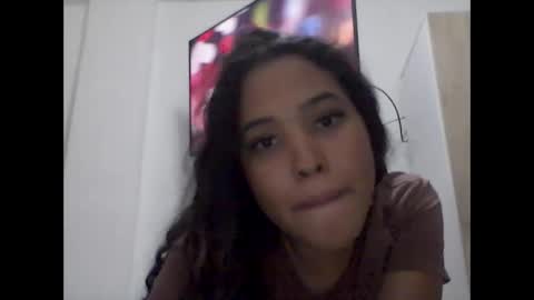 Yeileen online show from February 2025 03:55:02 AM