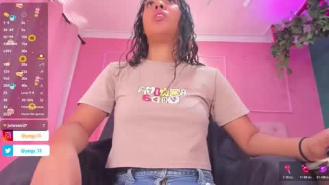 Yeileen online show from November 2025 05:24:01 PM