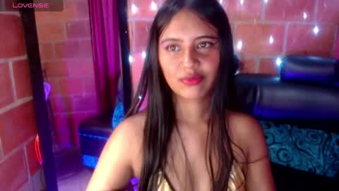 Snapshot of sweet_susy999 chatting on February 2025 03:12:02 AM susy 222 online show from February 2025 03:12:02 AM