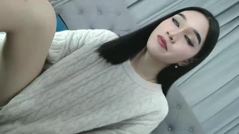 sweet_tatiana28 online show from June 2026 12:00:02 PM