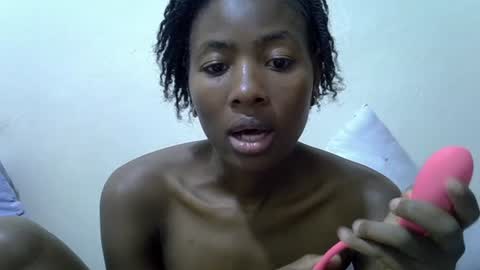 Snapshot of sweet_vee1 chatting on July 2026 08:26:02 PM Princess vee online show from July 2026 08:26:02 PM