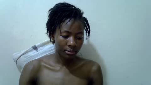 Snapshot of sweet_vee1 chatting on July 2026 02:52:01 PM Princess vee online show from July 2026 02:52:01 PM