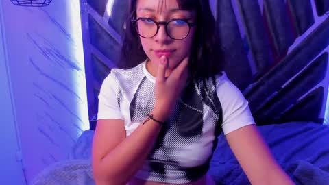 sweet_venus4 online show from January 2025 12:33:01 AM