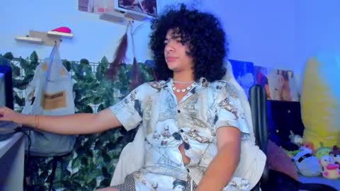 Steven independent model online show from January 2025 08:41:01 PM