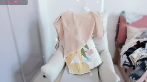 sweet_yumiq online show from December 2025 05:38:02 AM