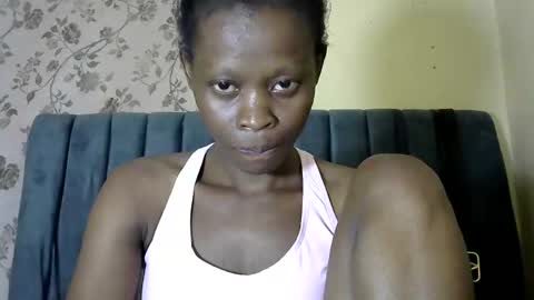 LIANAH online show from November 2025 07:02:02 PM