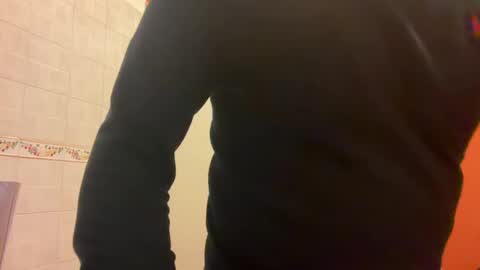 Snapshot of sweetandstrongjoy chatting on December 2024 10:57:02 PM sweetandstrongjoy online show from December 2024 10:57:02 PM