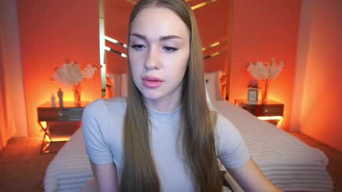 Snapshot of sweetangellic chatting on October 2025 02:29:02 PM SweetAngellic online show from October 2025 02:29:02 PM