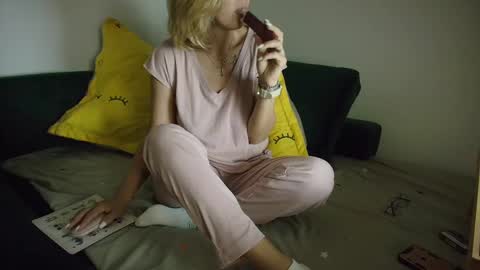 Ania online show from March 2025 01:16:01 AM