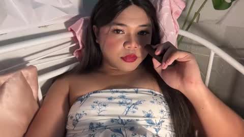 Leith Madrigal online show from March 2026 06:33:01 PM