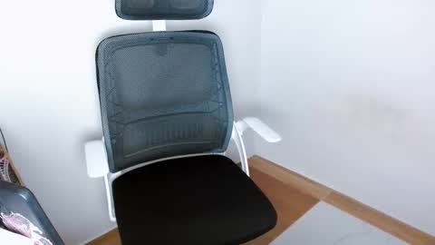 sweetasiangay online show from February 2026 11:09:01 PM