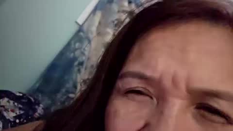 sweetbabe4u27 online show from October 2025 09:43:02 AM