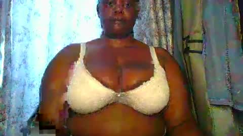 Snapshot of sweetbaby46 chatting on January 2025 08:13:02 AM sweetbaby46 online show from January 2025 08:13:02 AM