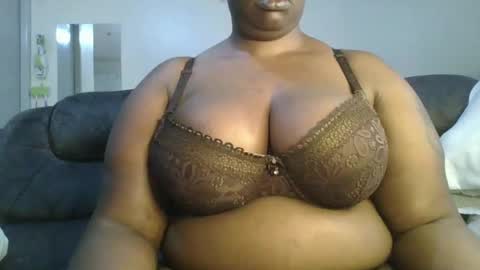 Snapshot of sweetbaby46 chatting on January 2025 12:04:02 PM sweetbaby46 online show from January 2025 12:04:02 PM
