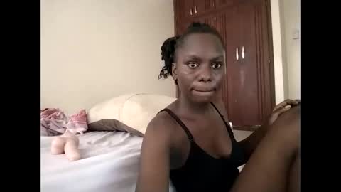 Lunargirl online show from February 2026 09:25:02 AM