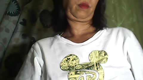 Snapshot of sweetbella24 chatting on July 2026 12:14:02 PM im anne online show from July 2026 12:14:02 PM