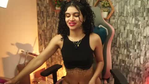 Snapshot of sweetbonii chatting on July 2026 07:07:02 PM Salom independent model online show from July 2026 07:07:02 PM