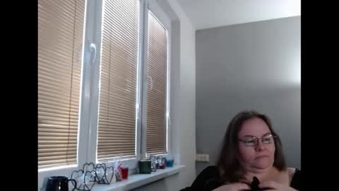 Sweetboobs85h online show from March 2025 02:16:01 PM