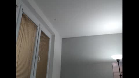 Sweetboobs85h online show from March 2026 09:25:01 PM