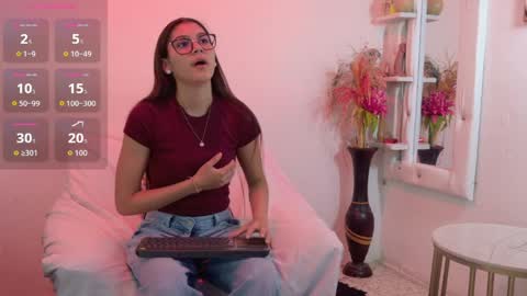 Snapshot of sweetbutspicy_ chatting on June 2026 11:57:01 AM sweetbutspicy online show from June 2026 11:57:01 AM