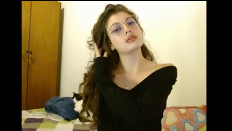 sweetcalm_ online show from March 2026 03:55:01 AM