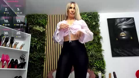 Snapshot of sweetcherry30_ chatting on October 2025 02:24:02 PM Cherry online show from October 2025 02:24:02 PM