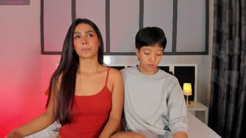 Eva Short hair girl  - Victoria Long red hair online show from June 2026 02:45:02 AM