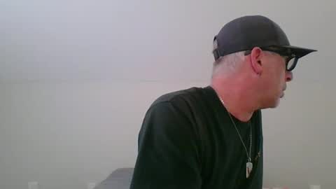 Snapshot of sweetcream5107 chatting on April 2026 06:42:01 PM sweetcream5107 online show from April 2026 06:42:01 PM