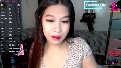 Snapshot of sweetcrizel12 chatting on October 2025 09:52:02 AM SweetSpicy Chloe online show from October 2025 09:52:02 AM
