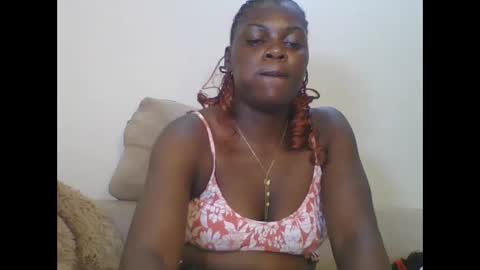 Snapshot of sweetdarkskin chatting on June 2026 02:28:02 PM CLARIS online show from June 2026 02:28:02 PM