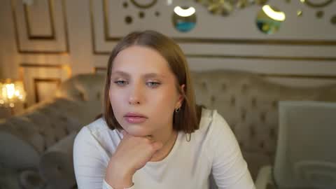 Amelia online show from September 2025 10:06:02 AM