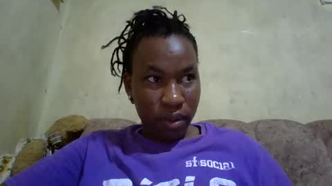 sweetdiva2012 online show from March 2025 05:22:02 AM