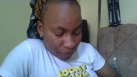 sweetdiva2012 online show from September 2025 06:39:02 AM