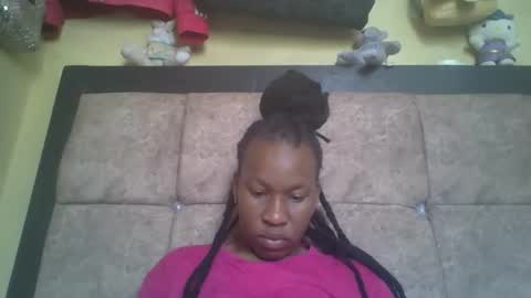 sweetdiva2012 online show from November 2025 08:33:02 AM