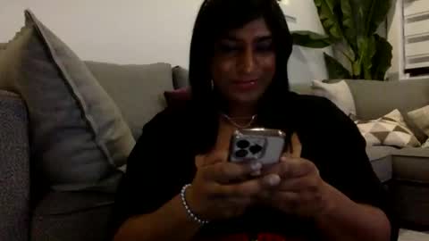 Snapshot of sweetestpriya chatting on October 2025 06:41:02 AM Priya Cutie online show from October 2025 06:41:02 AM