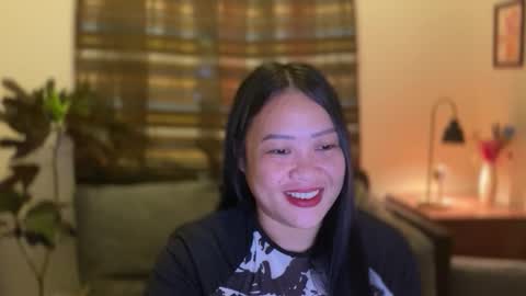 Snapshot of sweetestsmile_ chatting on November 2025 01:29:01 AM Khaye online show from November 2025 01:29:01 AM