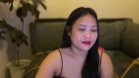 Snapshot of sweetestsmile_ chatting on December 2025 01:25:02 AM Khaye online show from December 2025 01:25:02 AM